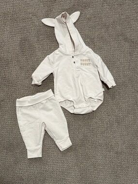 Honey Bunny Cream Hooded One-Piece & Pants Set